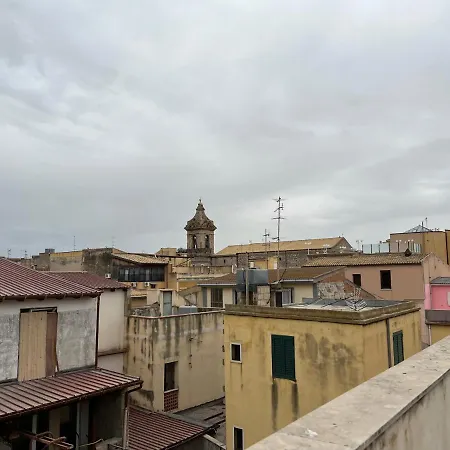 Casa Ai Tre Campanili * Gela